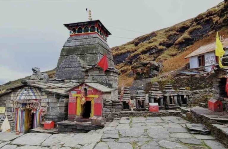 Kapat:- चार नवंबर को बंद होंगे श्री तुंगनाथ मंदिर के कपाट