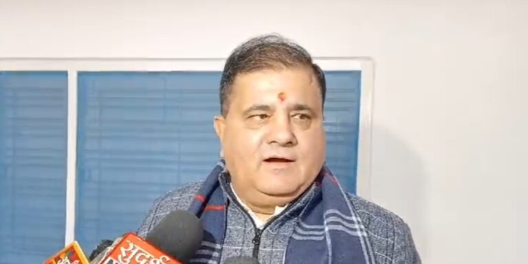 Mining :-त्रिवेंद्र के दावे पर महेंद्र भट्ट का पलटवार धामी सरकार की पारदर्शी खनन नीति से रिकॉर्ड राजस्व वृद्धि