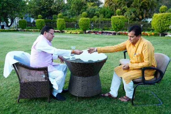 Resign:-वित्त मंत्री प्रेमचंद अग्रवाल ने मुख्यमंत्री धामी को सौंपा अपना इस्तीफा