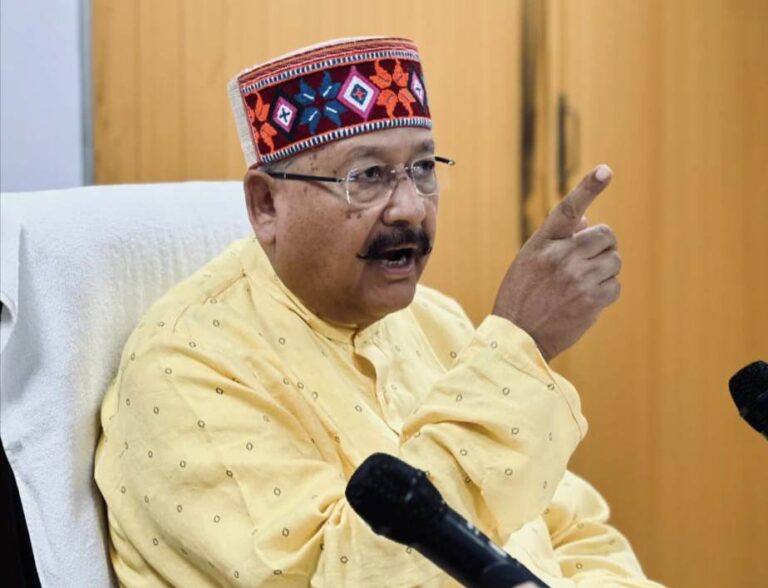 Instruction :- मंत्री ने भारत-नेपाल सीमा पर कराई जा रहे कार्यों की समीक्षा बैठक में दिये कई निर्देश