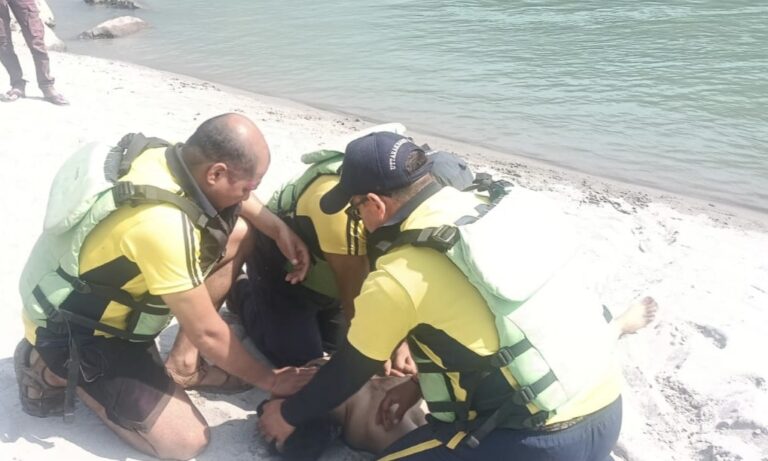 Body Recovered :- एसडीआरएफ ने निम बीच से युवक का शव बरामद किया